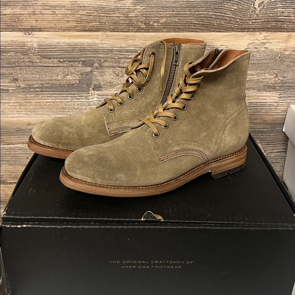 FRYE Bowery Lace Up Suede Boots in Ash NIB